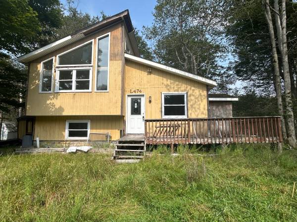 $159,000 / 3br - 900ft2 - Handyman special (Tobyhanna PA)64010161906306120