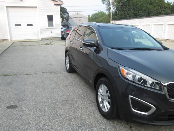 2016 Kia Sorento 4dr SUV LX AWD 113k 2.4L Automatic Gray $8,950 - $8,950 (Derry NH)63437526638081123
