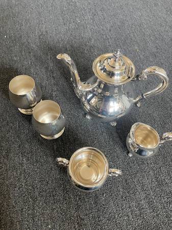 Reed & Barton Silver-Plated Tea Set – Regent Pattern (6 Pieces) 1