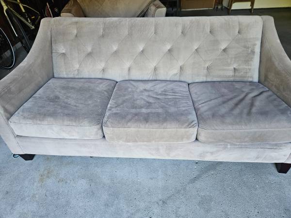 Sofa/couch 1