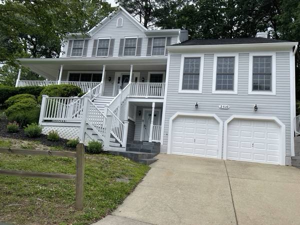 $5,500 / 6br - 5200ft2 - Casa espaciosa remodelada en alquiler en ubicación conveniente (Adelphi)63779464675969120