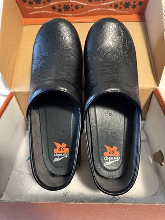 Brand New Dansko~ Pro XP Floral Tooled Black 1