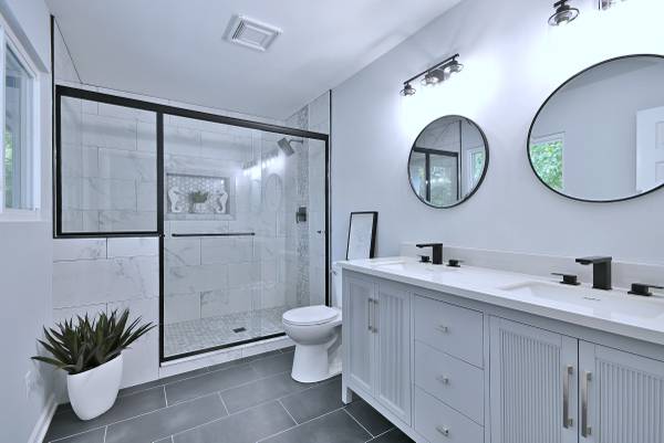 $350,000 / 4br - 1276ft2 - Can you see it? Home in Joliet. 4 Beds, 3 Baths64041810916099123