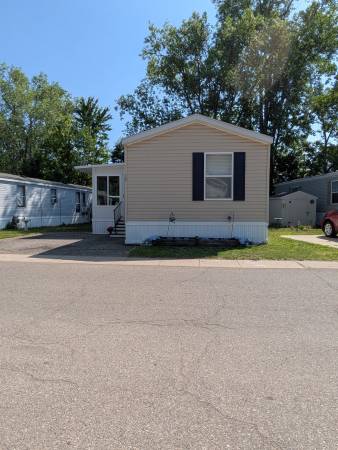 $59,500 / 2br - 1056ft2 - 2 Bed / 2 Bath Manufactured Home – Pond View! (Holt)64196990160899121