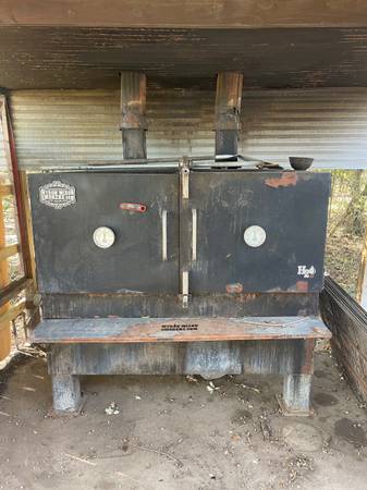 BBQ Smoker 1