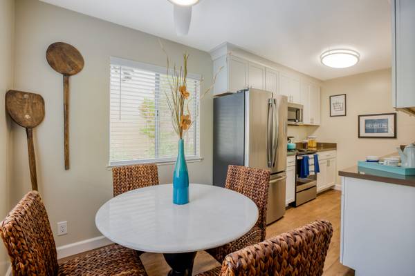 $2,879 / 2br - 880ft2 - 2/BD, Furnished apartments available, Recycling center (alamo square / nopa)63852073053955120