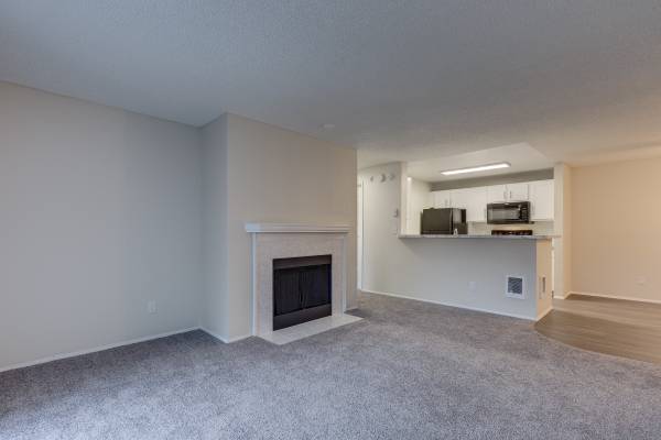 $1,899 / 1br - 750ft2 - ¡Este encantador departamento de 1 habitación está disponible ahora! (Lynnwood, Everett)63808008380547122