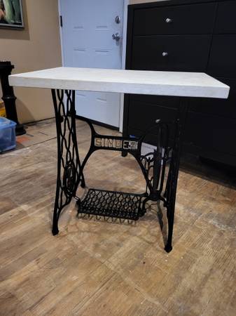 Sewing machine base table 1