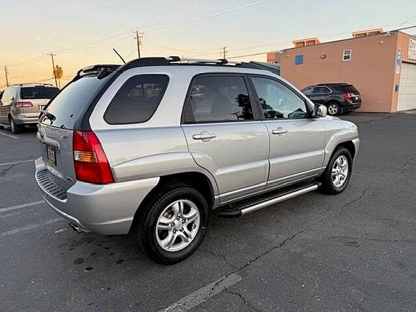 2008 Kia Sportage LX SUV de 4 puertas 4WD (2.7L V6 4A) - $7999.0063617754868867122