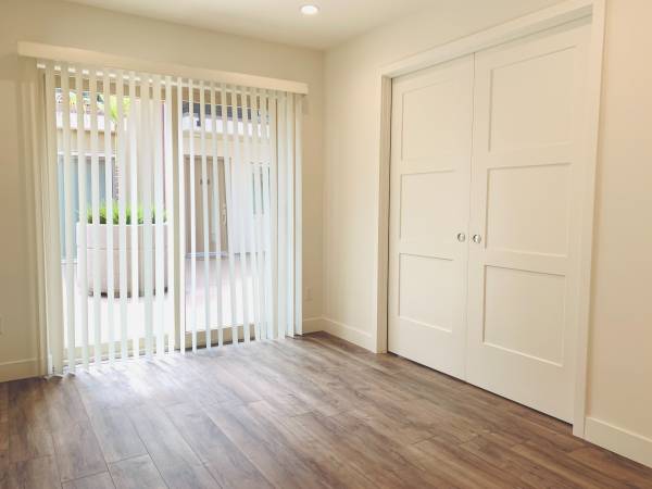 $5,495 / 3br - 1524ft2 - LIVE BY THE BEACH! LUXURY PACIFIC BEACH 3-BED/3-BATH CONDO (820 Reed Avenue #10)63663769280001123