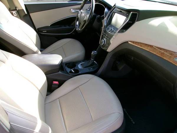 2015 HYUNDAI SANTA FE SPORT ULTIMATE 2.0T AWD - $11,995 (VESTAL)63442679174915124