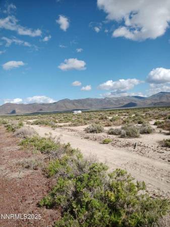 $54.500 / 1742400 ft² - Finca de 40 acres "fuera de la red" mejorada (Reno)
