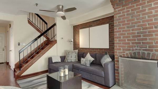 $3,795 / 2br - 1000ft2 - Fully Furnished Georgetown 2BR, Garage Pkg, CAC, W/D, Pool, FP,Balcony (1058 Paper Mill Court NW)63511953756803123