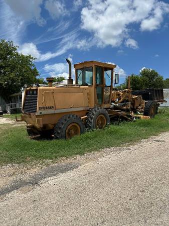 Motor Grader/Blade 1