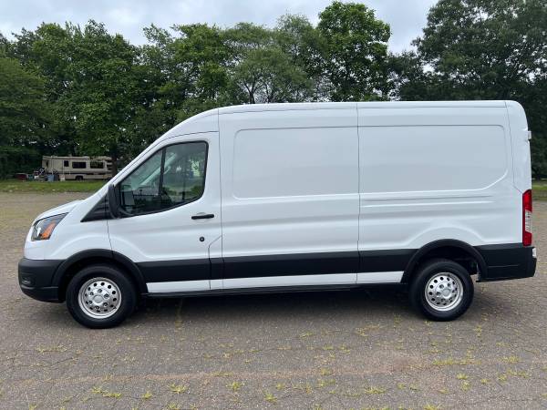 Ford Transit 250 2023 - $36,000 (Windsor Locks, CT)63622509419651124