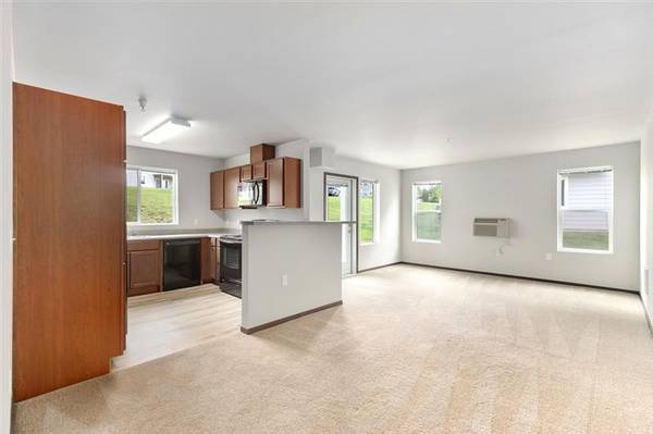 $999 / 578ft2 - Pioneer Meadows - ¡Vida moderna y ubicación perfecta!63793059900547124