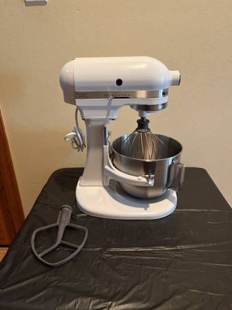 KitchenAid Professional Heavy Duty Series Stand Mixer 1
