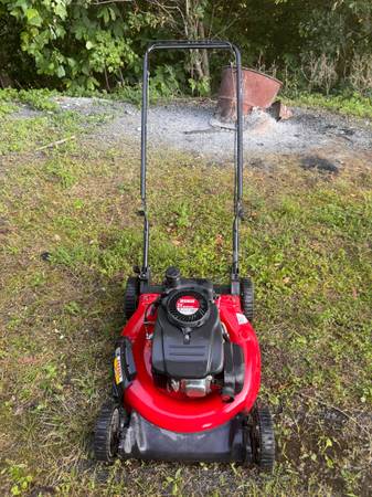 Huskee pushmower 1
