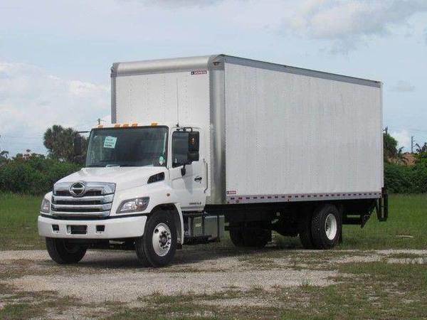 26' Box truck Independent Contractors 1