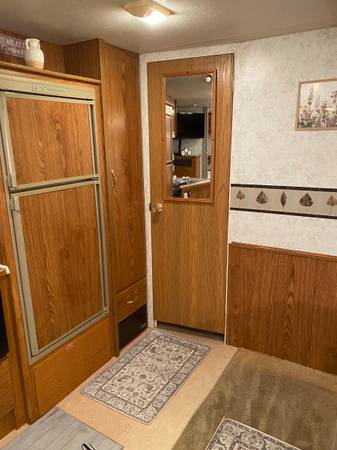 2002 Fleetwood wilderness super slide - $8,50063471428646017123
