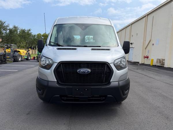 2022 Ford TRANSIT 250 - Photo 2