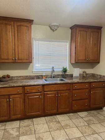 $2,250 / 1br - 650ft2 - Vive fácil en una cabaña de 1 habitación con lavandería en unidad 1 mes gratis (san leandro)63657846636035124