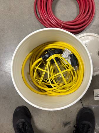 50 foot temporary lighting with bulbs 1