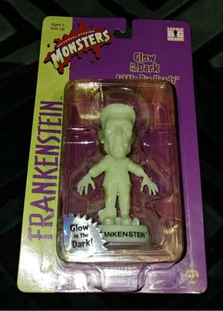1999 LOT OF 6 UNIVERSAL MONSTERS GLOW IN THE DARK LITTLE BIG HEADS - $90 (Friendsville)63470661422721124