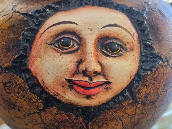 Unique Antiqued Hand Painted Large Face Urn Vase - $200 (Auburn)63471461311617121