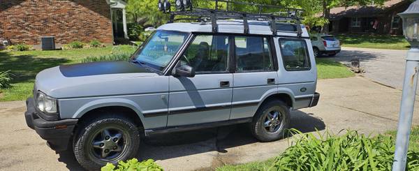Land Rover Discovery 1996 - $3.000 (Jeffersonville)63621794773121122