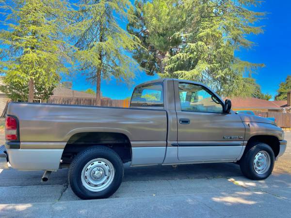 2001 Dodge ram 90k millas originales cama corta - $4,35063619382585219122