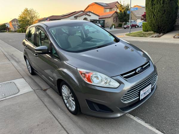2014 Ford C-Max Hybrid SE - $8,500 (Vallejo)63624254918531121