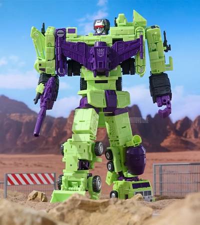 Transformers SS86 Devastator figure 1