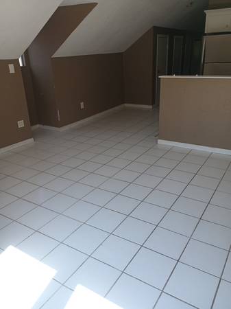 $845 / 2br - 750ft2 - Large 2 bedroom nice area (Near lafayette)63857516572673120