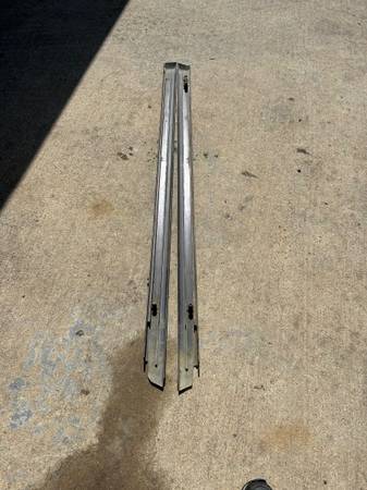 Jeep CJ7 Rocker Moldings 1