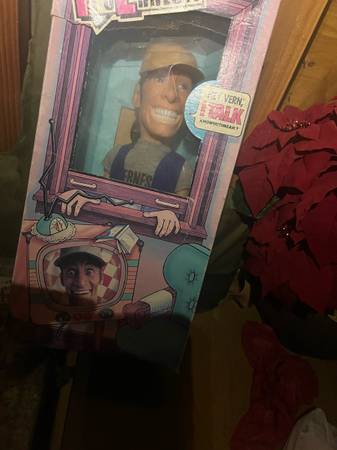 Ernest P Warhol string doll in the box by Kenner 1