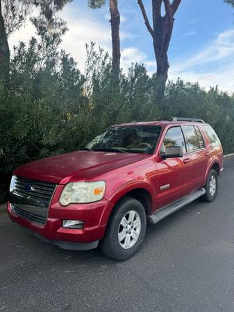 2008 Ford Explorer · XLT 4D 3rd- Row Seating 1