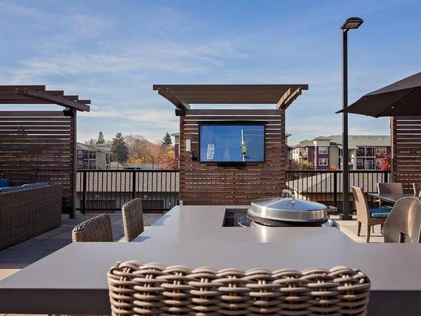 $3,019 / 2br - 1300ft2 - Recorra hoy, balcones y patios (8945 SW Ash Meadows Circle, Wilsonville, OR 97070)63831536127745120