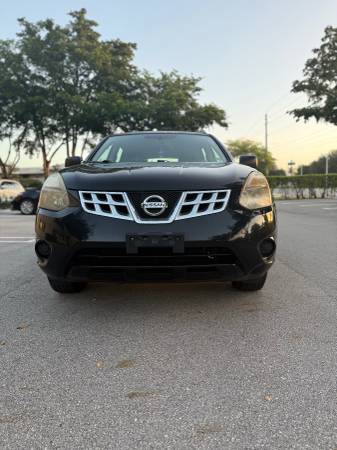Beautiful 2015 Nissan Rogue AWD - $4,998 (coral springs)63489366556033123