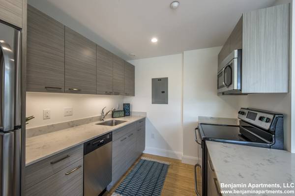 $3,900 / 2br - HERMOSO 2HAB 2BAÑO SIN COMISIÓN DE CORRETAJE (Allston)63690755548545122