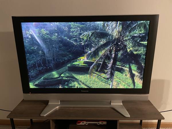50" Panasonic plasma TV 1