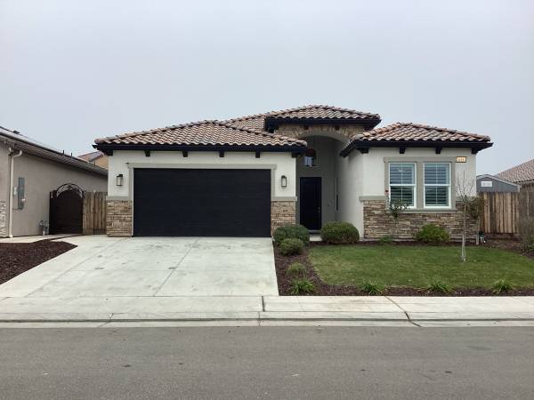 655 Alpine Way S 1