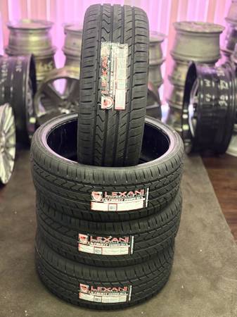 245/30/22 NEW TIRES LEXANI SET OF 4 1