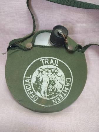 Cool old Boy Scout style camping canteen, pristine! 1