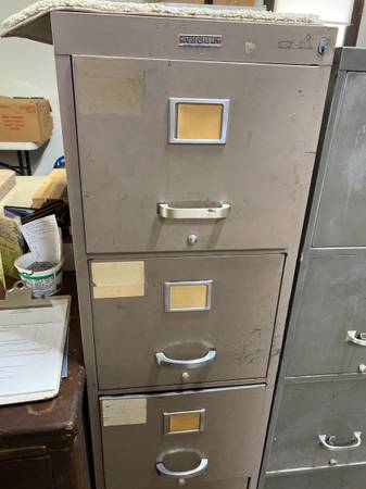 File cabinet 4 drawer 1
