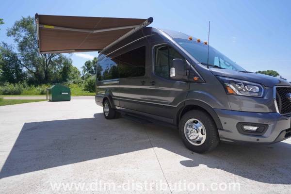 2025 Mini-T HR Campervan On or off the grid comfort with starlink - $148,500 (Lake Crystal Campervan dealer)63438449890817121