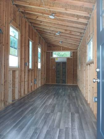 $14,000 / 200ft2 - Tiny house? Studio? Storage? Office? (Sarasota)63791154665857122
