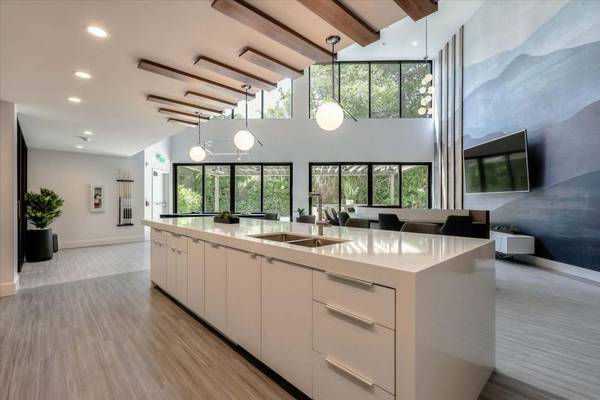 Pet-Friendly! Bring your pet home today! 1