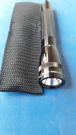 Mini MagLite Flashlight Torch Belt Holder Pouch NEVER used CAN SHIP 1