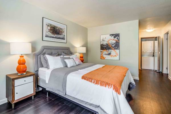 $3,282 / 2br - Walnut Creek CA, On-Site Management, 2 BD (walnut creek)63880013669379121